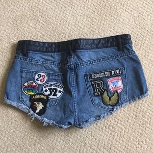 Vintage Havana cut off shorts. Size 26